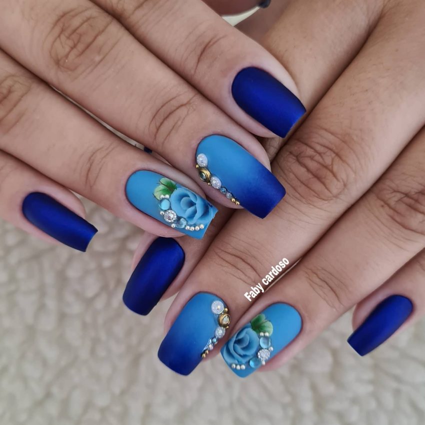 UNHAS DECORADAS COM ADESIVOS: VEJA COMO FAZER